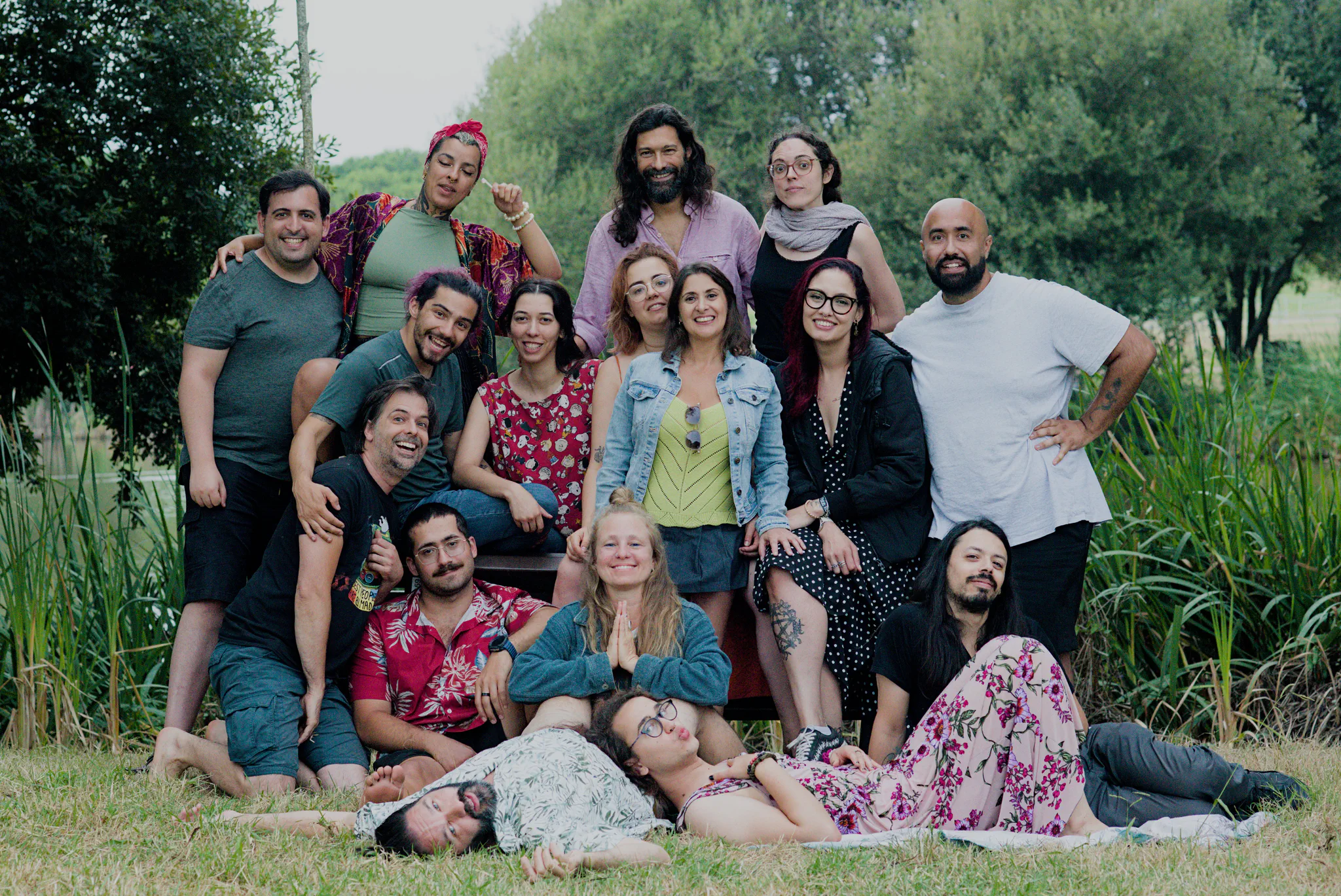 Comunidade Porto Não-Monogâmico reunida ao ar livre